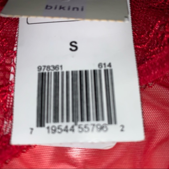 New b.tempted lace bikini small - Picture 2 of 5